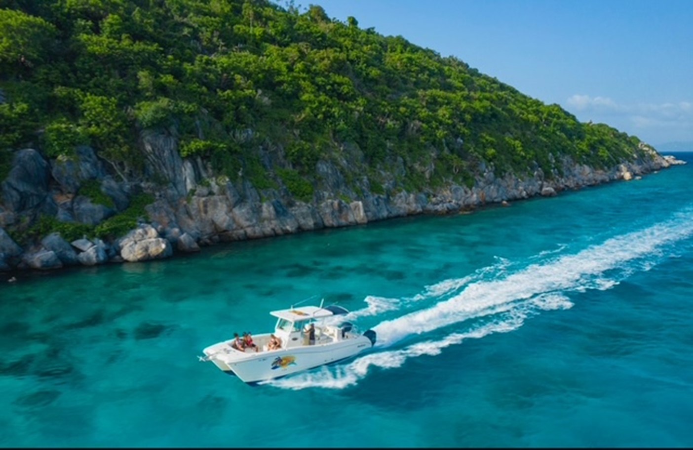 Coral reefs and diverse marine life